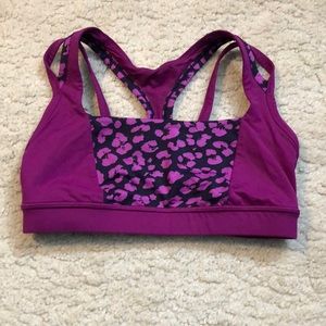 Lululemon sports bra